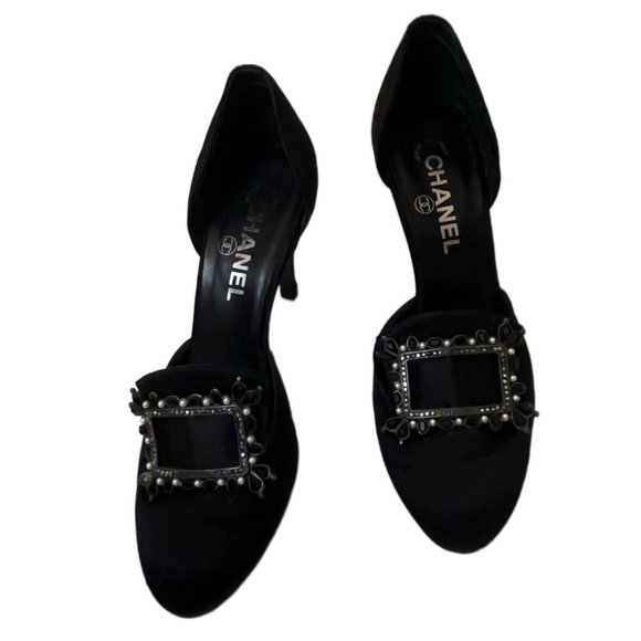 Chanel Black Satin 3.5" heels Gemstone buckle Size 36.5  (US size 6) - Picture 4 of 14